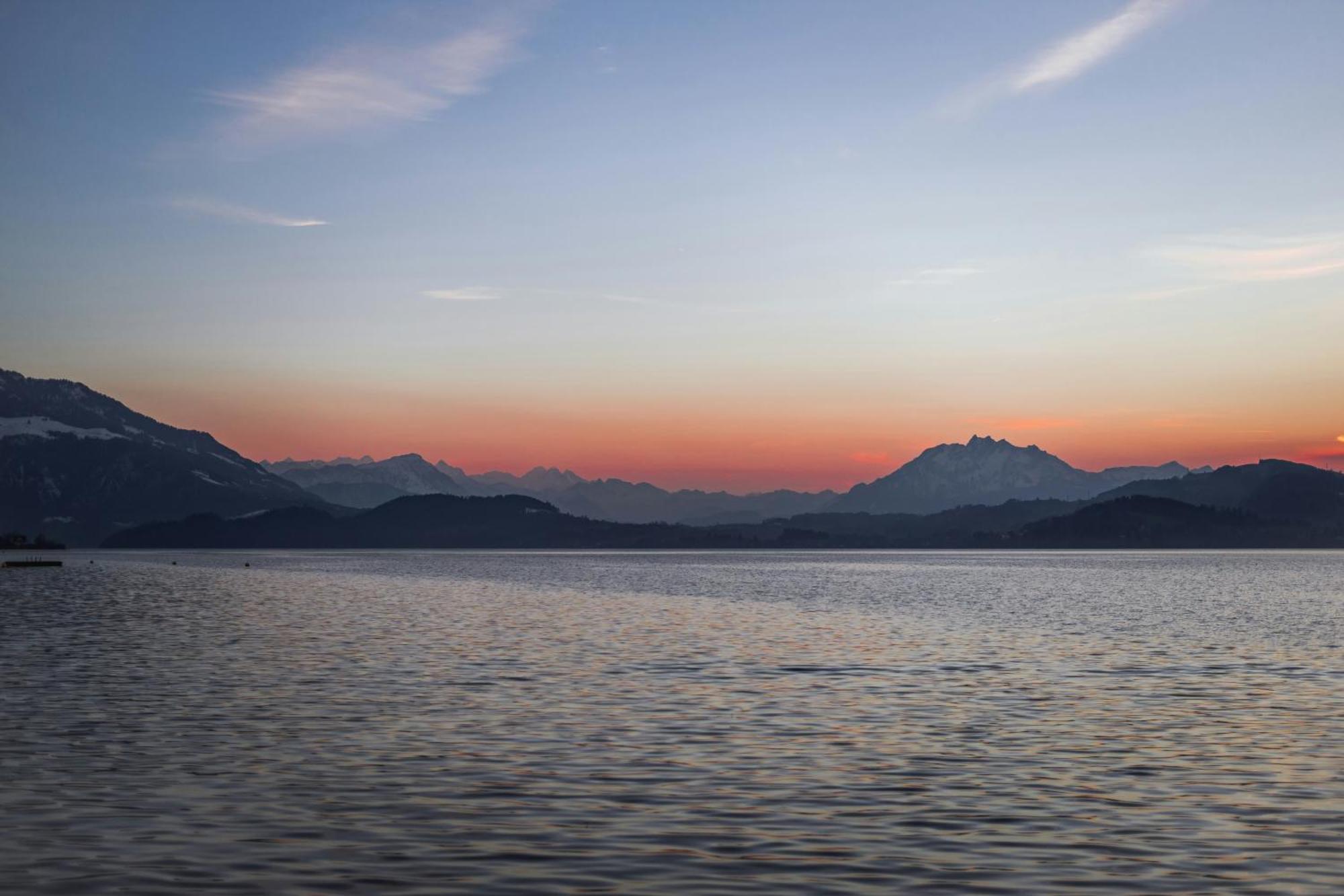 Ariser - Zug Mountain View Business Apartment Dış mekan fotoğraf